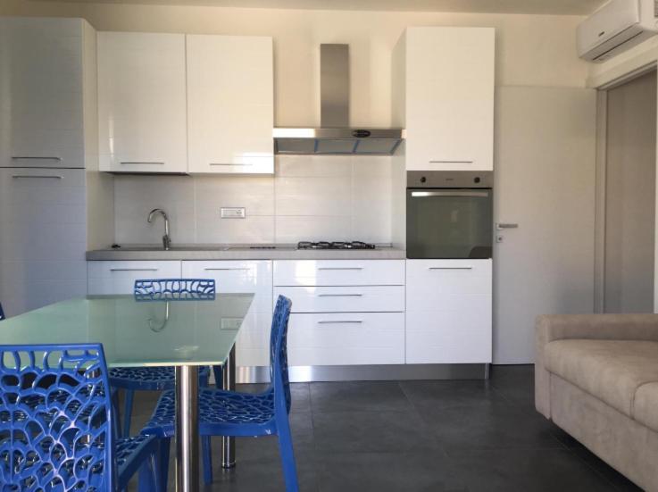 Casa Vacanza Colors Porto Torres Luaran gambar